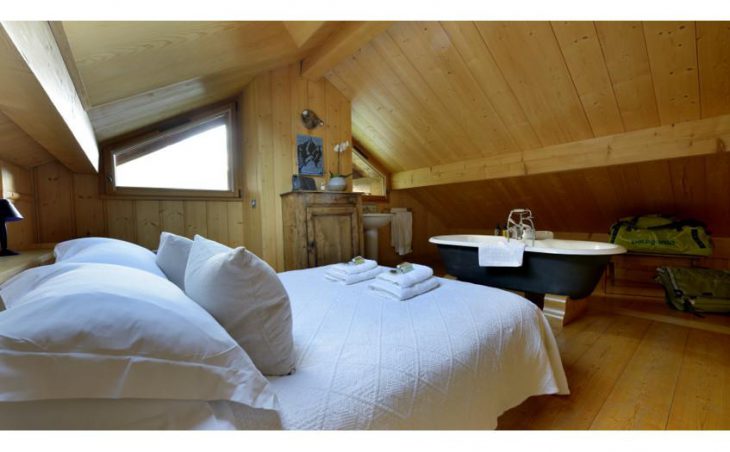 Chalet Scierie, Chamonix, Double Bedroom